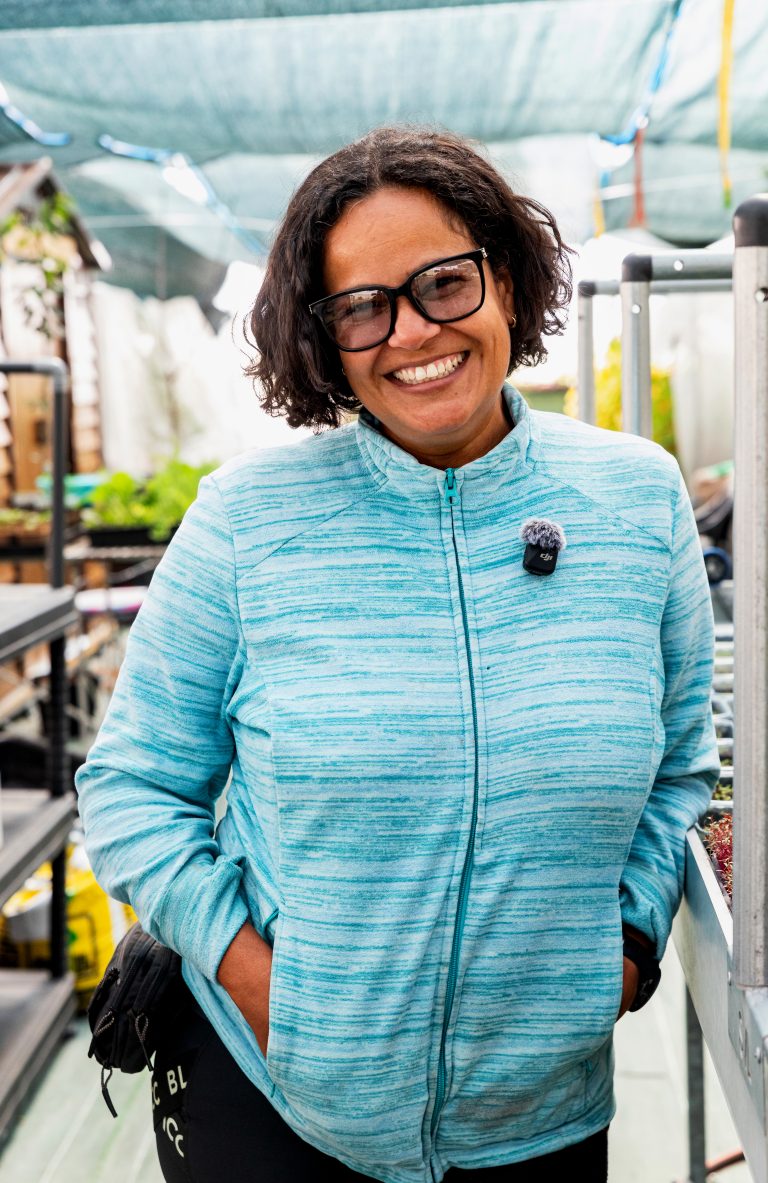 Portrait de Luciana, productrice de micro-pousses en Charente-Maritime - Madame la Mouette